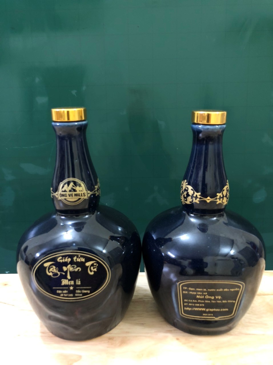 Hình ảnh của ÔNG VỆ HILL - GIÁP TỬU TÂY YÊN TỬ MEN LÁ ĐÓNG VÒ